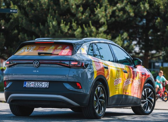 Oslikavanje i brendiranje vozila | Flaster Hrvatska