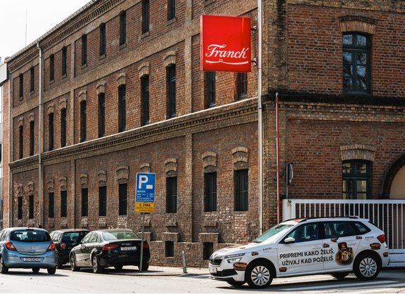 Oslikavanje i brendiranje vozila | Flaster Hrvatska